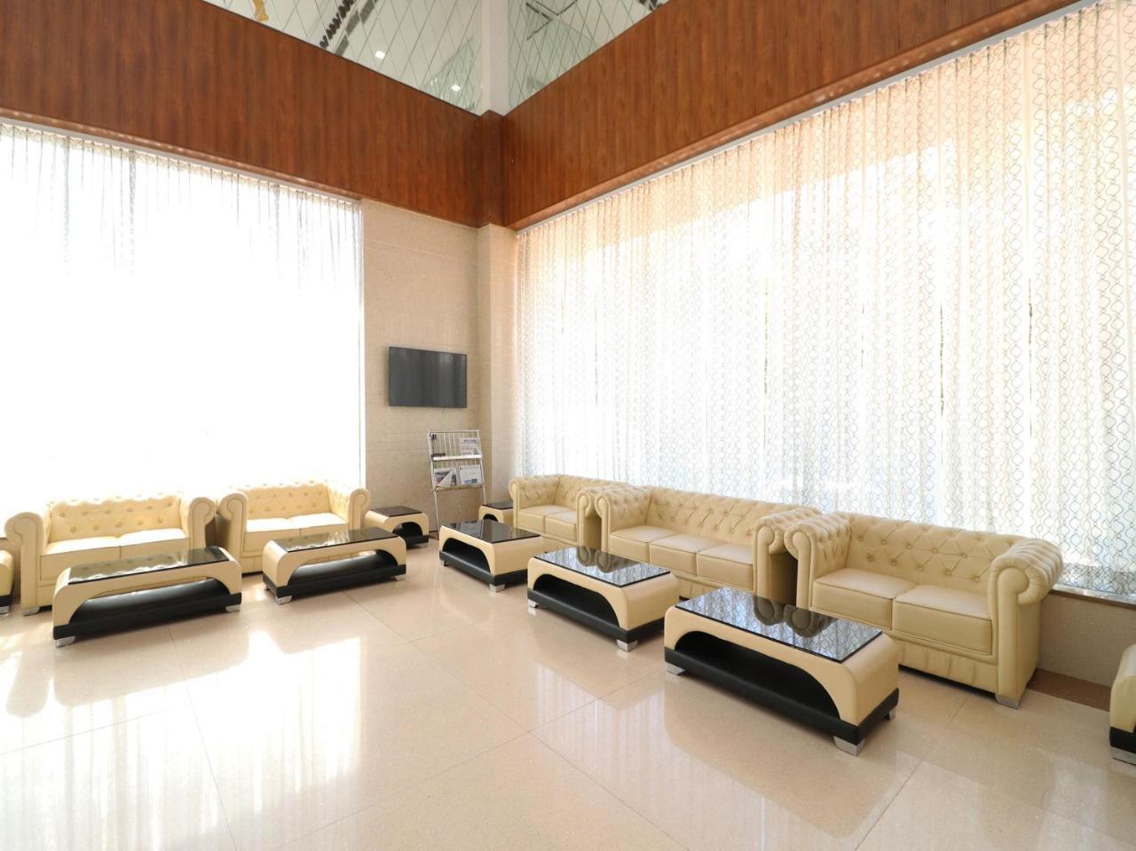 Hotel Pearl Avenue Дехрадун Екстериор снимка