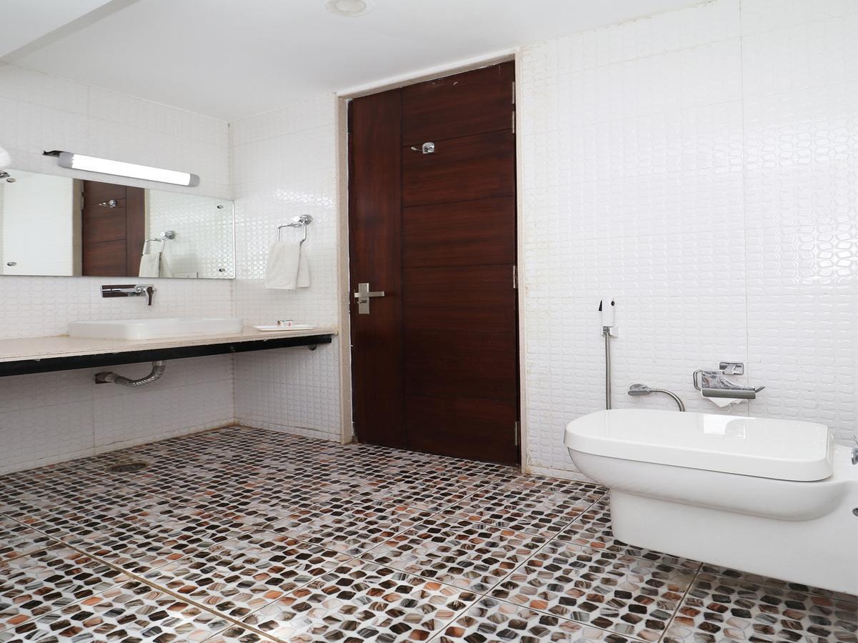 Hotel Pearl Avenue Дехрадун Екстериор снимка