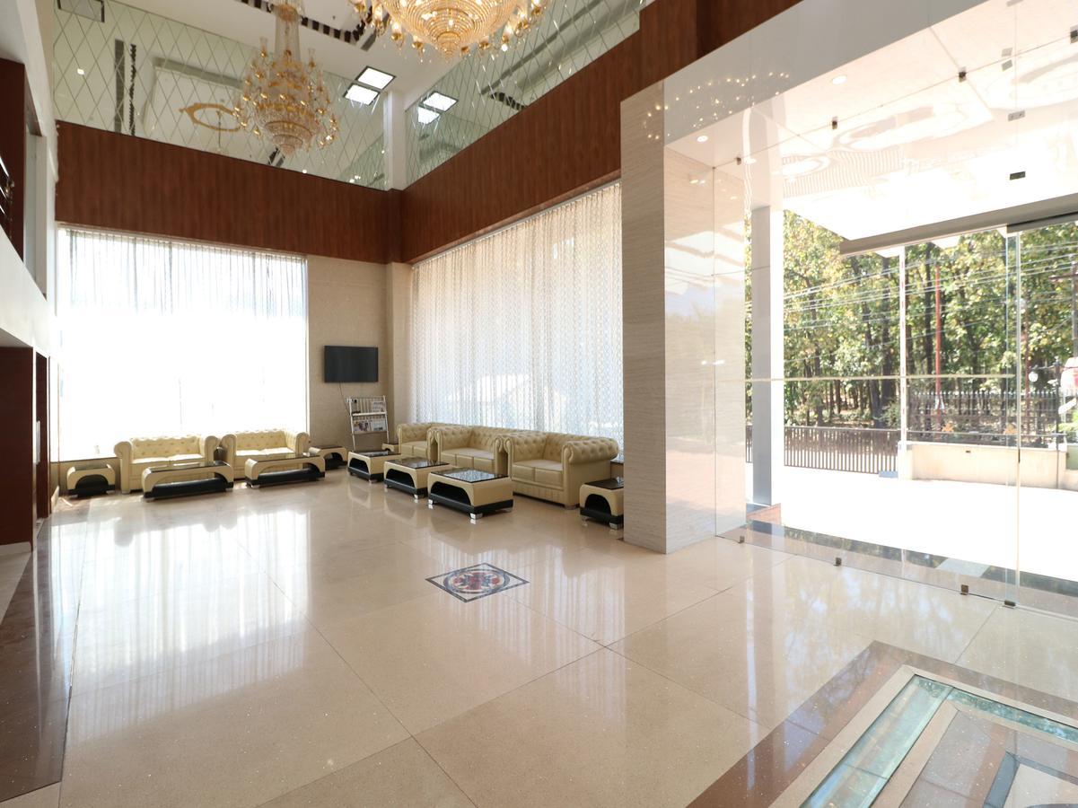Hotel Pearl Avenue Дехрадун Екстериор снимка