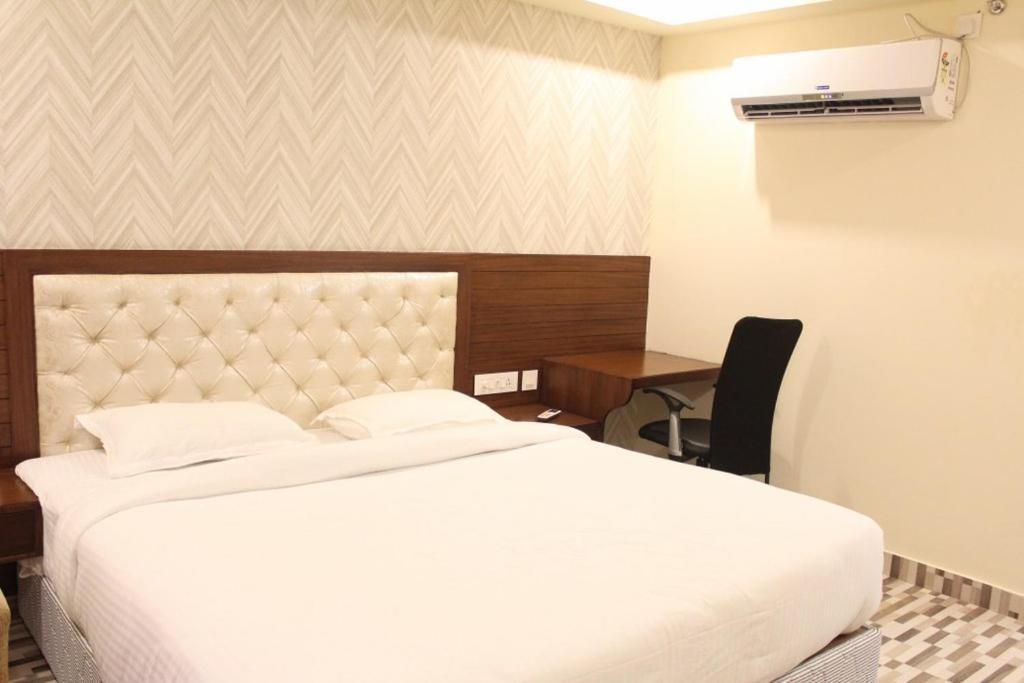 Hotel Pearl Avenue Дехрадун Екстериор снимка