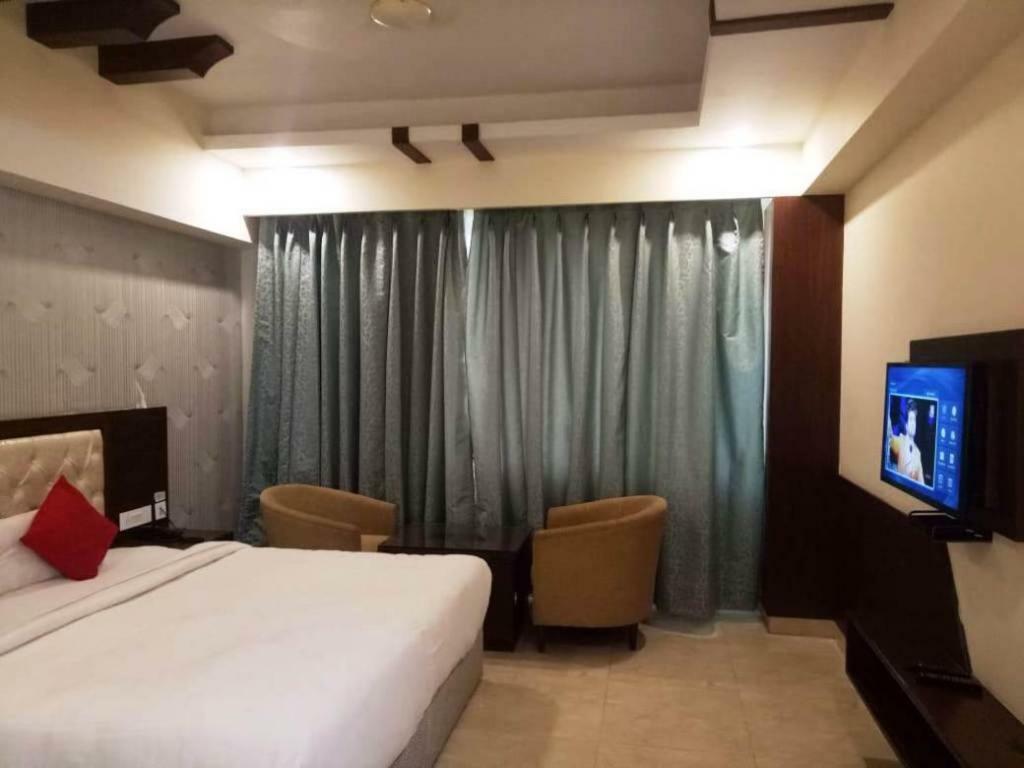 Hotel Pearl Avenue Дехрадун Екстериор снимка